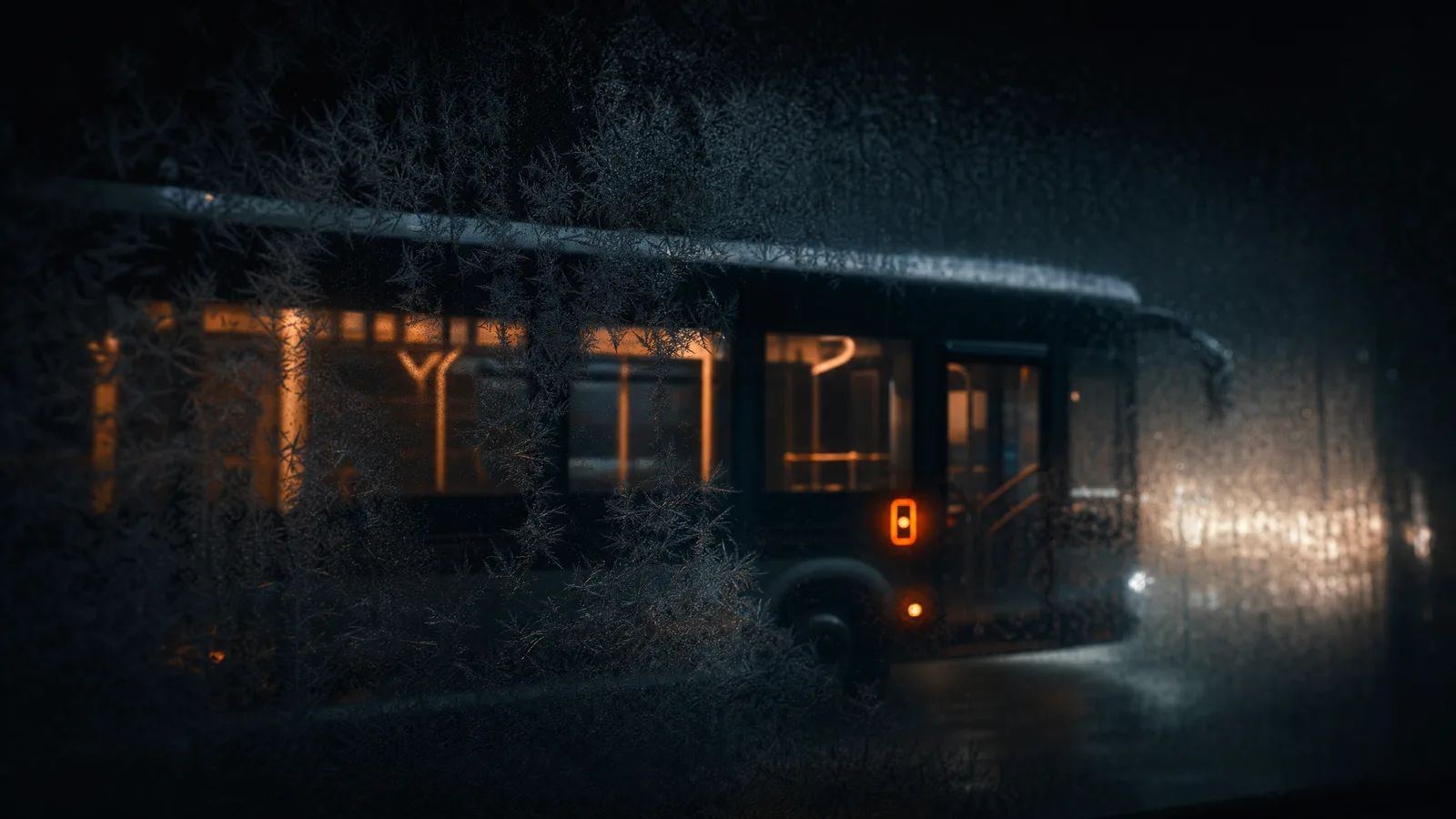 Miejski autobus nocą za oszronioną szybą, światło walidatora NFC